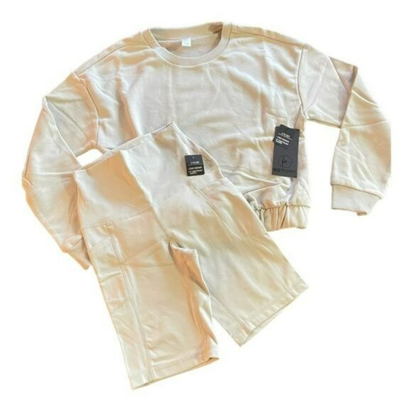 90 Degree $88 2 Piece Set Biker Shorts Cropped Sweatshirt Gray Size Small NWT - Picture 1 of 9